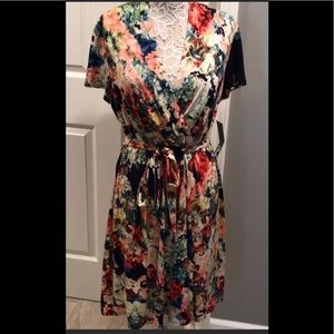Brand new Leslie Fay short sleeve Dress